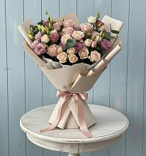 Букет цветов из:  Розы и Лизиантусы в Ашитково