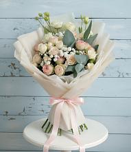 Букет цветов из:  Розы и Лизиантусы в Ашитково