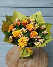 Букет цветов из:  Альстромерии и Розы в Ашитково
