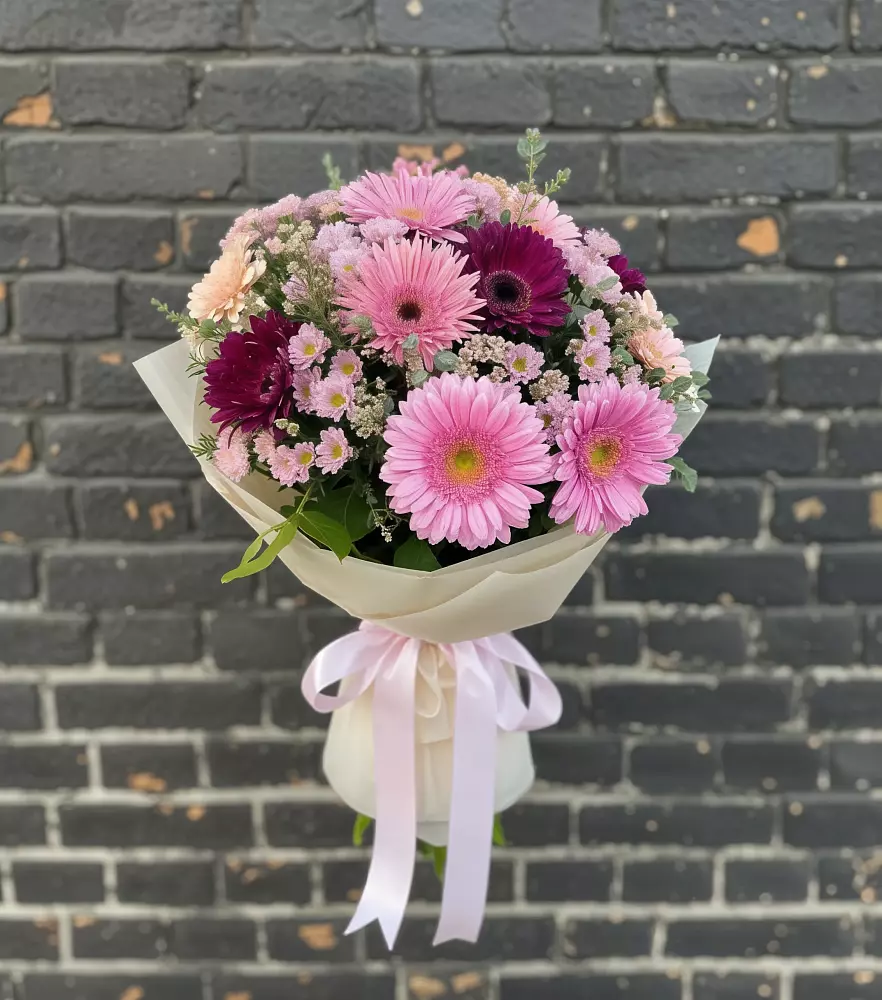 Букет цветов из: Герберы и Хризантемы в Ашитково