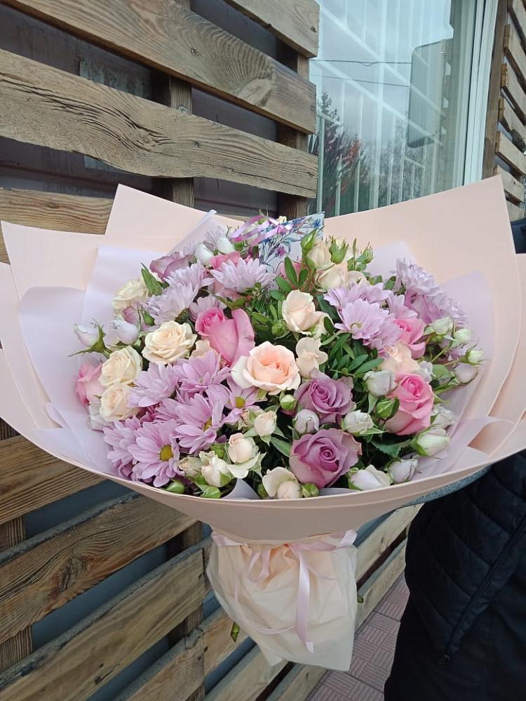 Букет цветов из: Розы и Хризантемы в Ашитково