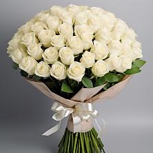 Букет 101 беля роза Белоснежка в Ашитково