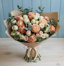 Букет цветов из:  Альстромерии и Розы в Ашитково